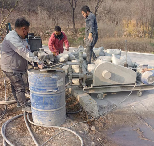 排浦镇路面下沉注浆